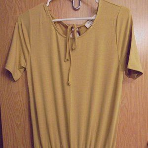 Women's Medium Capri Romper NWOT